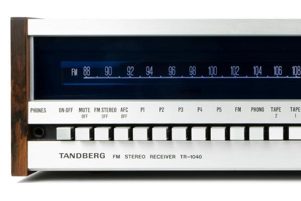TANDBERG TR 1040 - Amplituner stereofoniczny